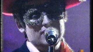 Boy George - I Adore - Live TV 1995