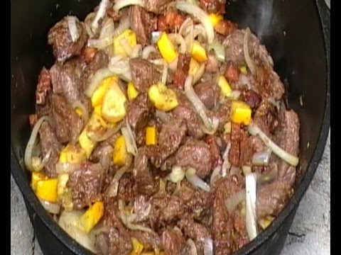 "Eastern Chili" German / Hungarian dutch oven goulash beef stew, how to video recipe