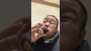 節分の日で恵方巻愛す漢（A man who loves ehomaki on Setsubun） #amazing #飯テロ #funny #viral #food #fpy #fyp