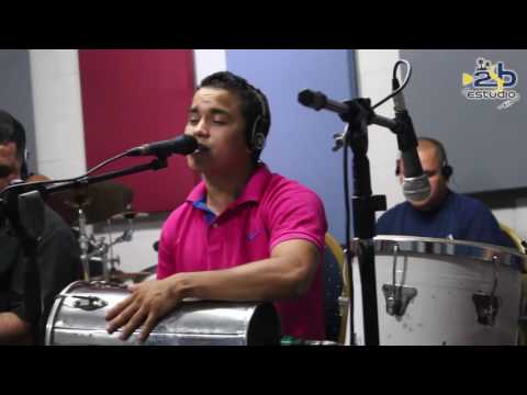 Estudio 2SB - Pagode dos Amigos - Isso é Deus