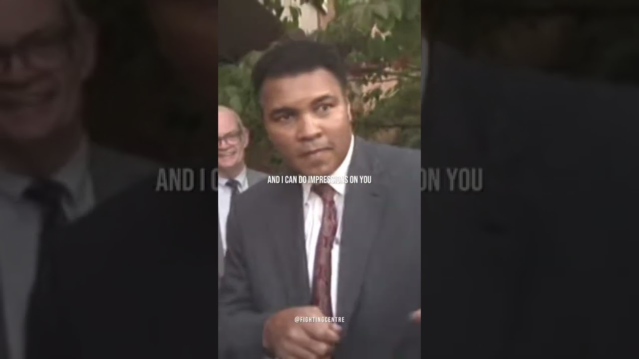 Muhammad Ali meets a fan 😂