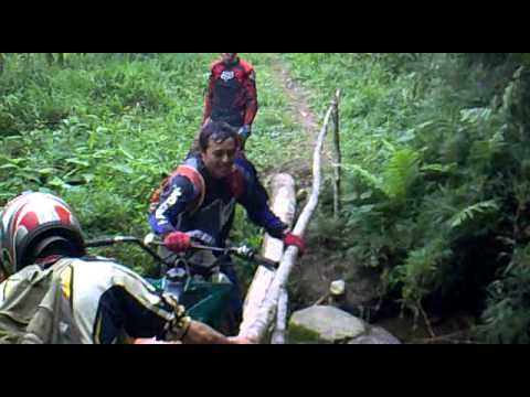 trilha dos carijos parte 1   thiago x elvis e joelsio x tatu