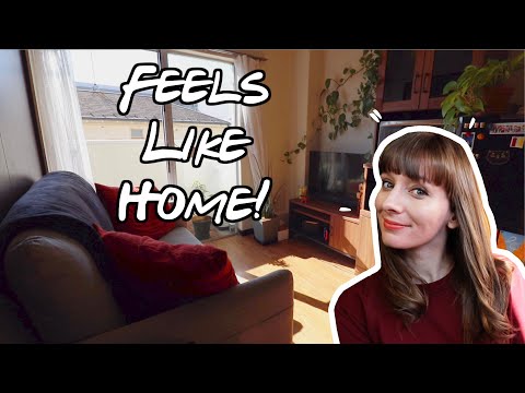 コンパクトな東京のアパートにリビングを作る (Making a Living Room in my Compact Tokyo Apartment)