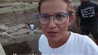 Статуята излиза на светло
