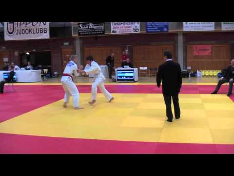 Phillip Berggren - Ole Kallerud Ippon Cup 2011.mov
