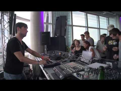 PATRICK KUNKEL - live • MOBILEE ROOFTOP SESSION VIENNA by DADA ENTERTAINMENT