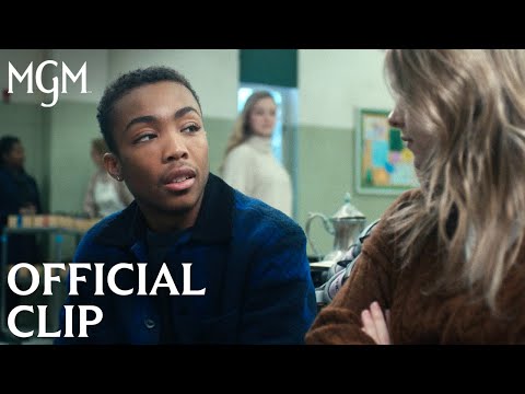 Thumbnail of the video: Courtship Broadcast – Official Clip
