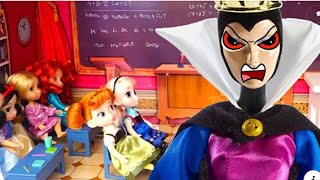 The Evil Queen Disguises Herself as a Teacher to Bully Snow White - Stories With Toys & Dolls