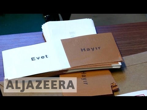 Turkish referendum: Last day for Turks in Germany to vote