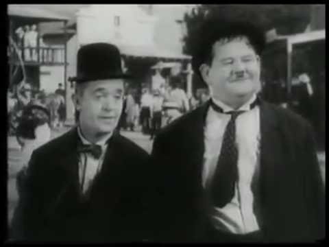 AlCaToff FEAT. LAUREL & HARDY & DIE TOTEN HOSEN - Die Sauerkrautpolka