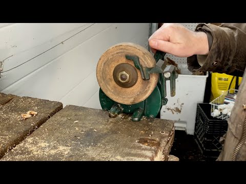 Demo Peerless Hand Cranked Bench Grinder