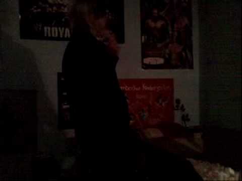 Naja bekommt ein tolles Geschenk xD