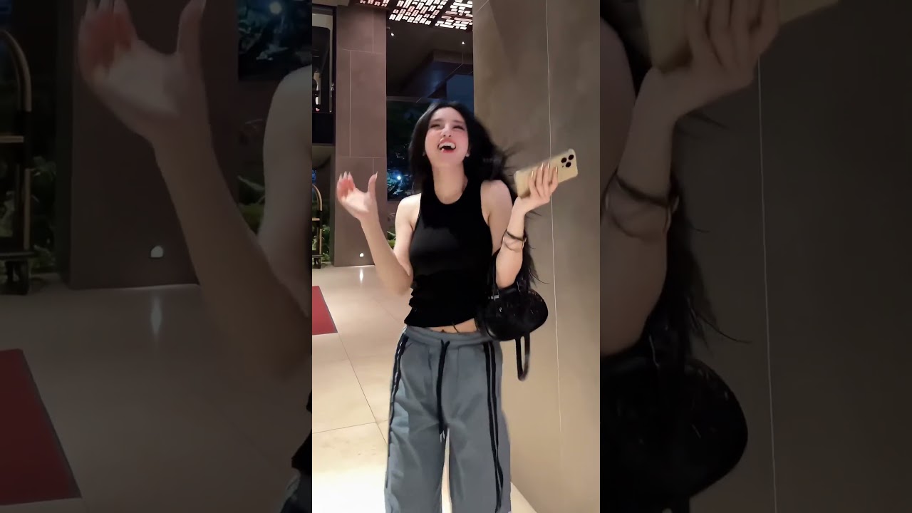 Mlem mlem 🦋#shortsfeed #shortvideo #chinesegirl #fashiontrends #music #dance #remix