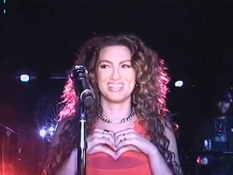 Tori Kelly - same girl (Official Visualizer) © Tori Kelly