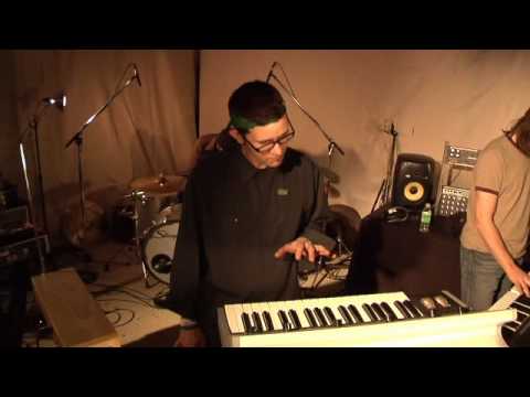 Live At Moog    Season 2 Episode 2    RJD2    Paste Magazine2