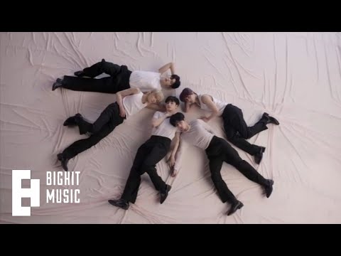 TXT (투모로우바이투게더) Thursday's Child Has Far To Go MV