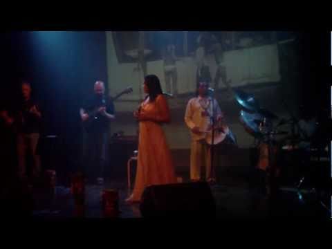 Jeito Tucuju - Patrícia Bastos - Show Sala Crisantempo/SP - 11/maio/2011