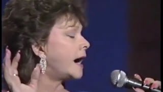 Billie Jo Spears - Silver Wings And Golden Rings (Live)