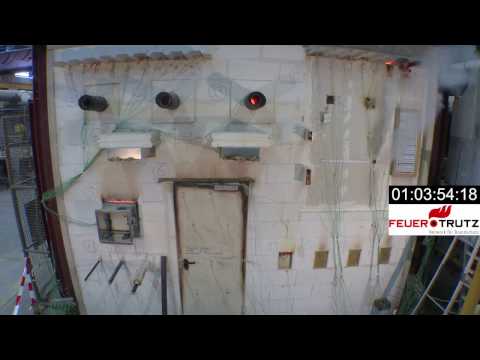 Großbrandversuch im Zeitraffer: Brandschutz im Brennpunkt 2016