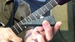 Video thumbnail for Silvertone Model 1457 Guitar with Amp in Case 1960's vintag by edglazenow