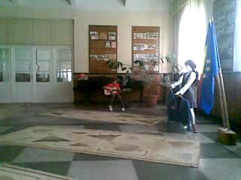 EDUARD FILIP CANTAND DIN BACOVIA.mp4