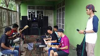 Download lagu COVER TERIMALAH DIA YANG MALANG MANSYUR S mp3 Download lagu COVER TERIMALAH DIA YANG MALANG MANSYUR S mp3