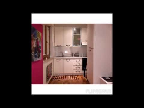 Mono open Space, cucinotto, bagno elegante e terrazzo/balcone arredato con parquet.