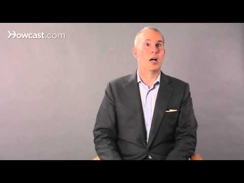 How to Speak in Front of a Big Crowd | Public Speaking