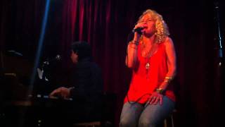 Arielle Verinis- The Jealous Kind- Live at Room 5 on Aug 16, 2011