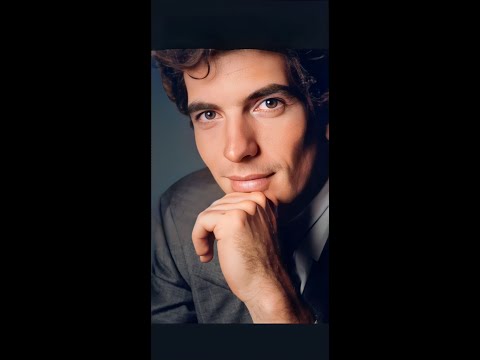 JOHN F. KENNEDY JR. Heartthrob Forever