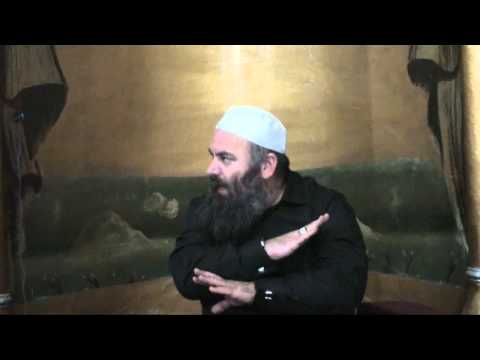 Komentim i Sures El - Ihlas - Hoxhë Bekir Halimi (Xhamia Isa Beu)