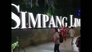 preview picture of video '@simpang lima semarang by Yalim Jogja Tour And Travel'