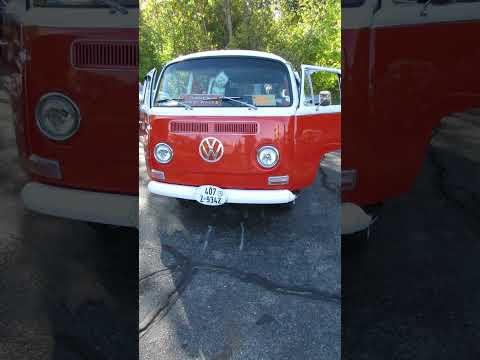 1971 Volkswagen Type 2 Transporter
