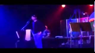 Barry Gibb &amp; Ronin Gibb - Don't forget to Remember
