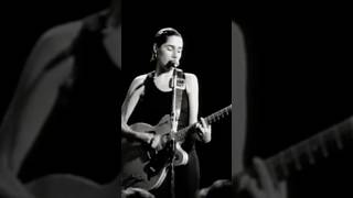 PJ Harvey - Dress