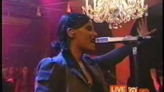 Nelly Furtado - Try &amp; Explode (Live @ Much).wmv