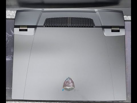 Unlock the Secrets: MSI TITAN GT77 HX 13VI Gaming Laptop Disassembly & Upgrades