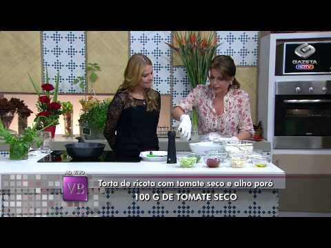 Torta de ricota com tomate seco e alho poro com salada chips de batata yacon 13/05/2013