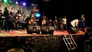 Download lagu Goyang Dua Jari 💓 NEW PALAPA ( Wiwik Sagita ) Live in 410 Alugoro BLORA 2018 mp3