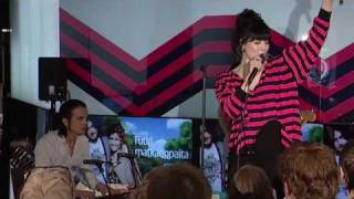 Jenni Vartiainen - Nettiin (Nokia Comes With Music Live 5.5.2010)