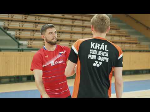 Hraj badminton! (Adam Mendrek)