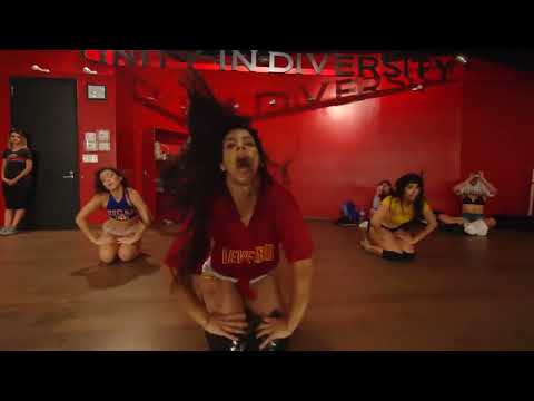 Martik C Feat Fx-Killen.Money Cant Buy.(Club Eurodance)