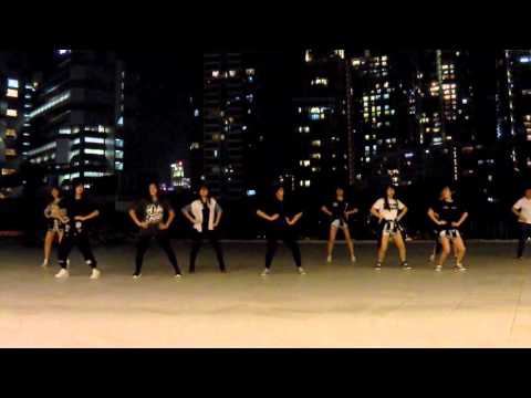 111215 KPOP Dance Off Vol 70: Apink - Luv