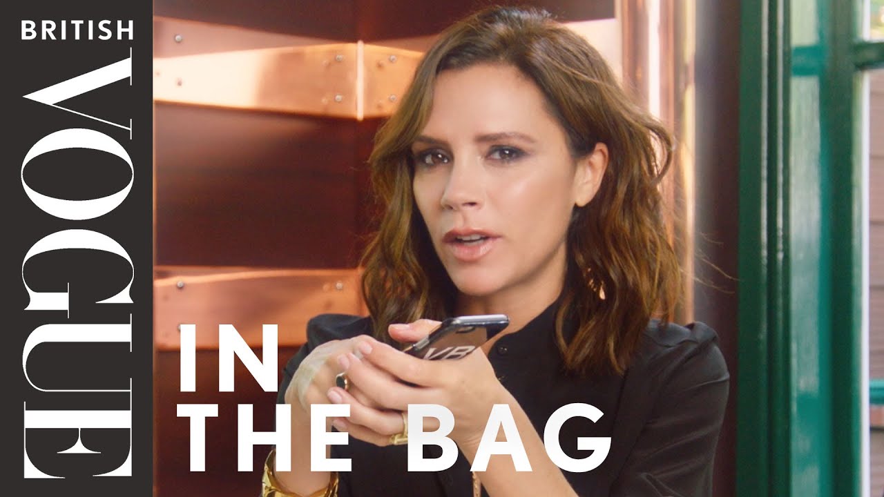 Co nosí v kabelce Victoria Beckham