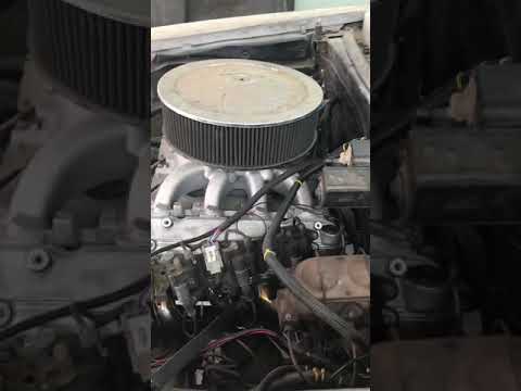 Elgin 1840p sloppy stage 2 in a 5.3 LM7 LS, idle and rev, carb