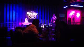 Courtney Chambers plays at Hard Rock Café Hollywood