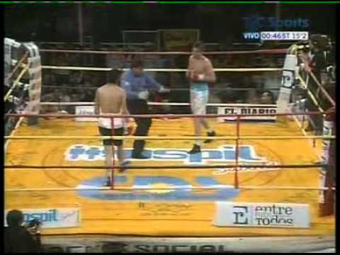 ALEJANDRO FALLIGA vs ULISES LOPEZ 02