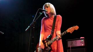 The Lovely Eggs - Muhammedali/I'm A Journalist/Allergies (live at Now We Are - 08/04/12)