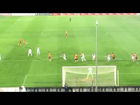 LECCE ASCOLI 7-0 Goal La Mantia 3-0 curva Sud