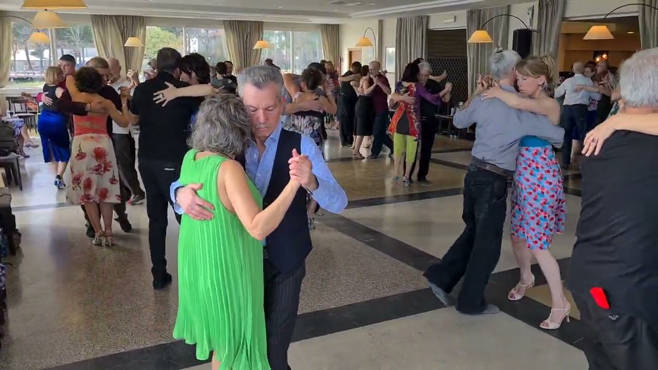 Video thumbnail for Encuentro Gioia Mia, Passignano sul Trasimeno, Italy (14. 4. 2023) ~ DJ Marco Evola 2/2